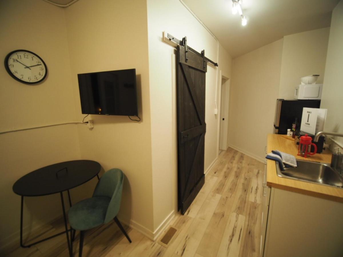 Cozy 1 Bedroom Centrally Located Hamilton Kültér fotó